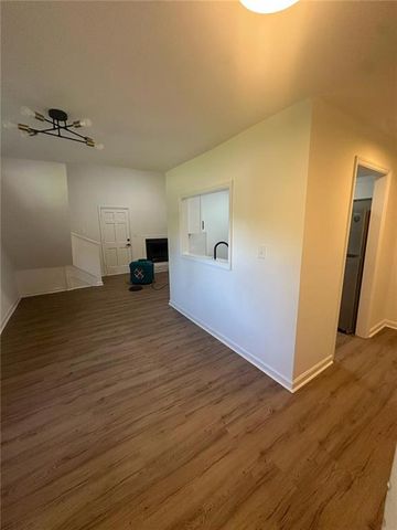 122 Jennifer Lane SW 120, Marietta, GA 30060