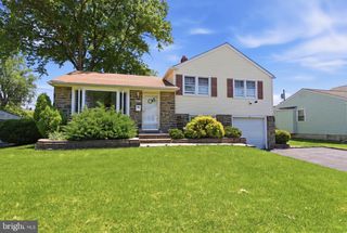 11615 DEPUE AVE, Philadelphia, PA 19116