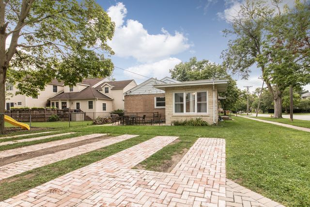 Address unavailable.