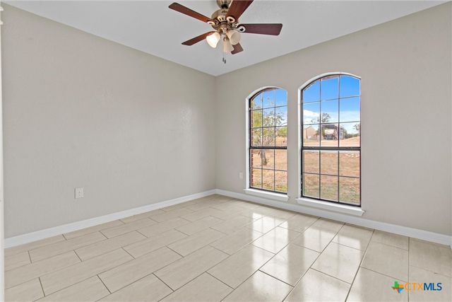 180 County Road 4933, Kempner, TX 76539