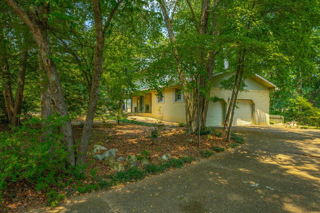 4180 Gann Store Road, Hixson, TN 37343