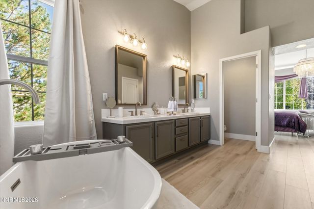 6726 Runnymede Drive, Sparks, NV 89436
