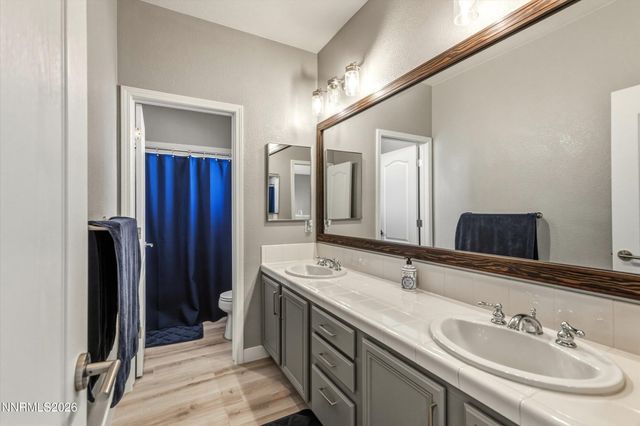 6726 Runnymede Drive, Sparks, NV 89436