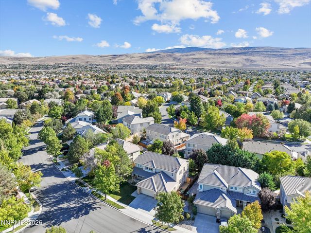 6726 Runnymede Drive, Sparks, NV 89436