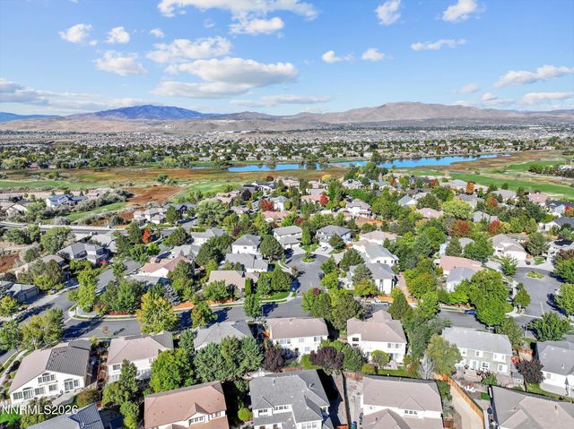 6726 Runnymede Drive, Sparks, NV 89436
