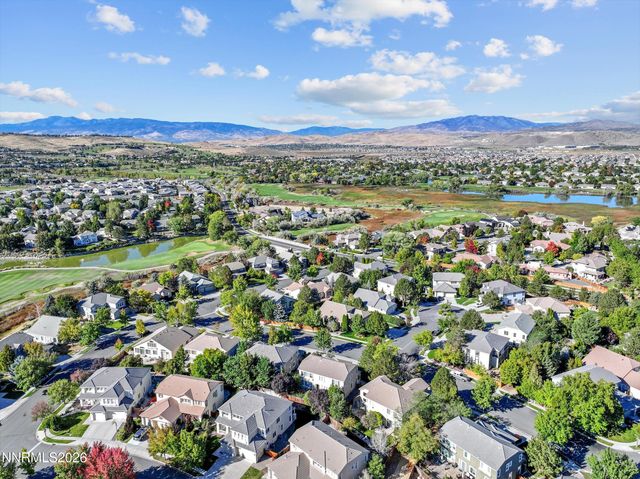 6726 Runnymede Drive, Sparks, NV 89436