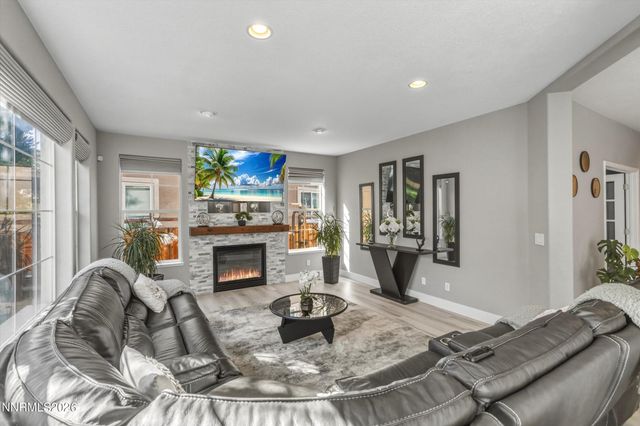 6726 Runnymede Drive, Sparks, NV 89436
