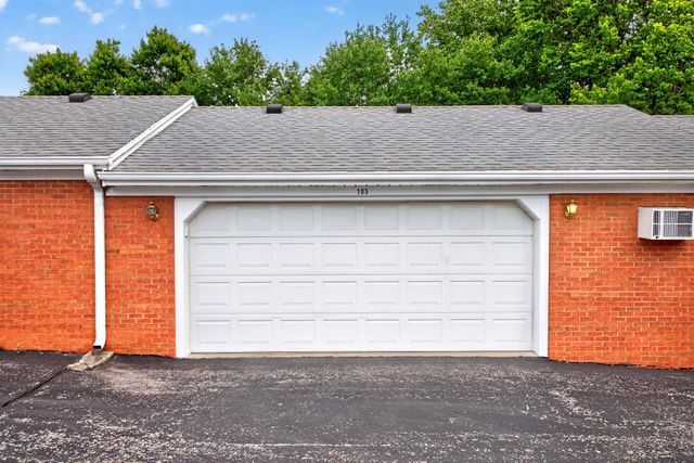 105 Savannah Way, Danville, KY 40422