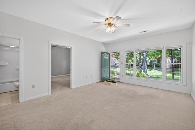 105 Savannah Way, Danville, KY 40422