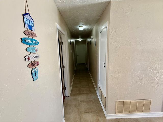 118 Markham Pl, Portland, TX 78374