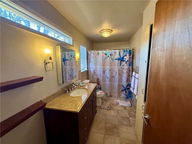 118 Markham Pl, Portland, TX 78374