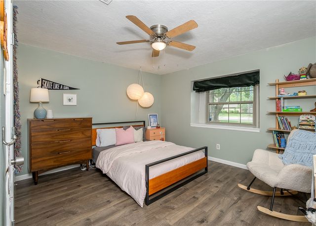 1803 Southwood Drive, College Station, TX 77840