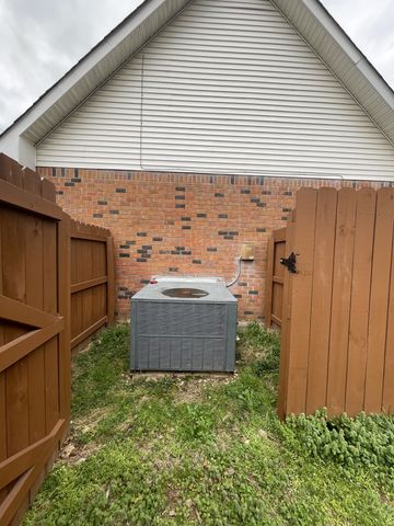 552 Piccadilly Row, Antioch, TN 37013