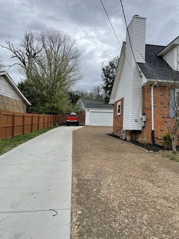 552 Piccadilly Row, Antioch, TN 37013