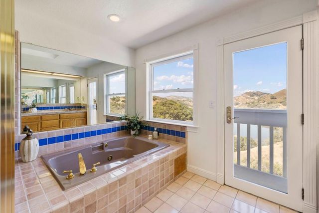 17300 Chesbro Lake Drive, Morgan Hill, CA 95037