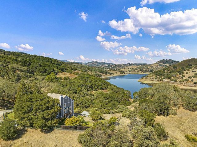 17300 Chesbro Lake Drive, Morgan Hill, CA 95037