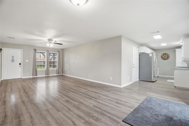 120 NW Suzanne Terrace, Burleson, TX 76028