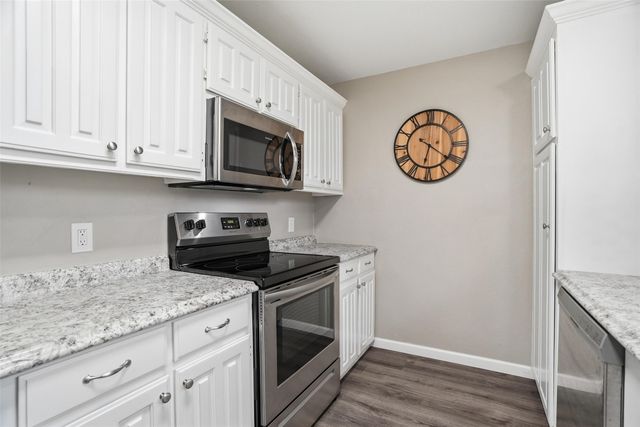 120 NW Suzanne Terrace, Burleson, TX 76028