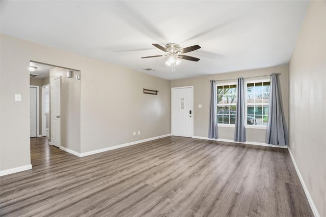 120 NW Suzanne Terrace, Burleson, TX 76028