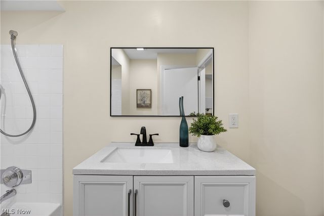 6580 Barton Road, North Olmsted, OH 44070