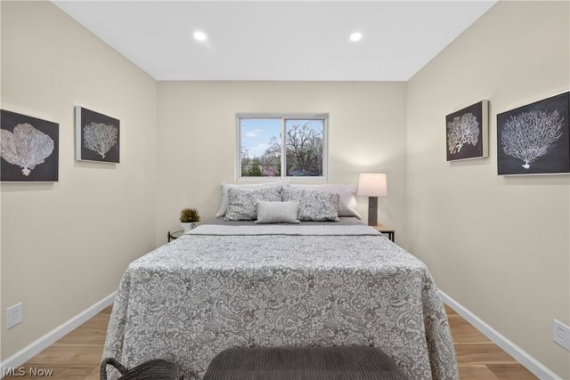 6580 Barton Road, North Olmsted, OH 44070