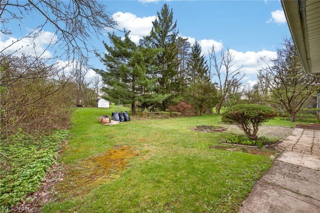 6580 Barton Road, North Olmsted, OH 44070