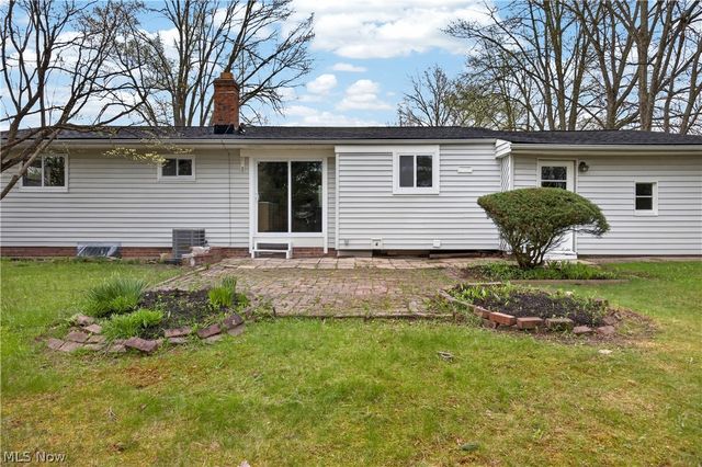 6580 Barton Road, North Olmsted, OH 44070