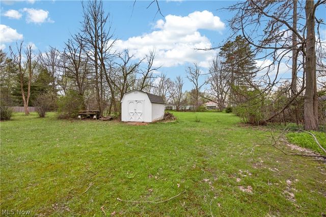 6580 Barton Road, North Olmsted, OH 44070