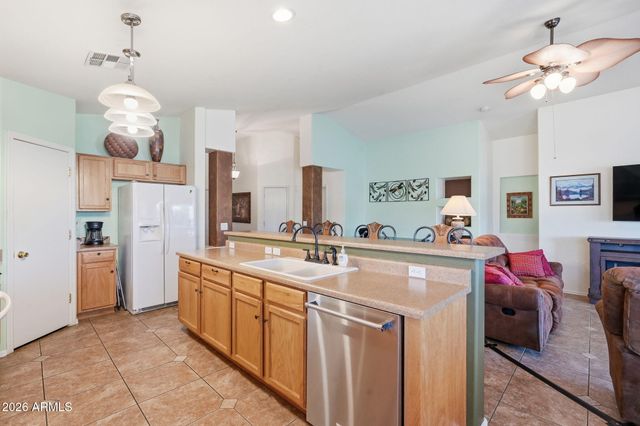 97 N MONTORO Lane, Casa Grande, AZ 85194