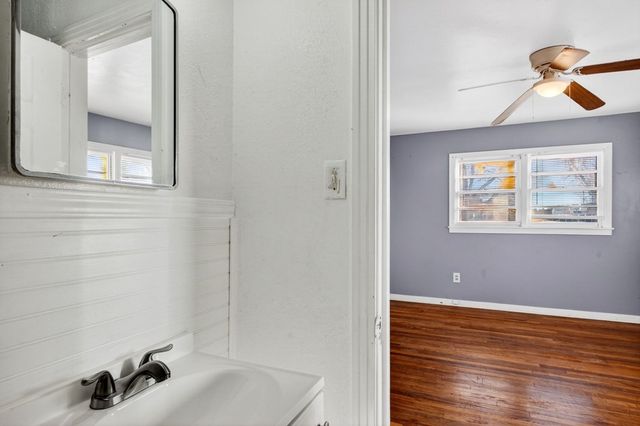 2011 W 16th St, Odessa, TX 79763