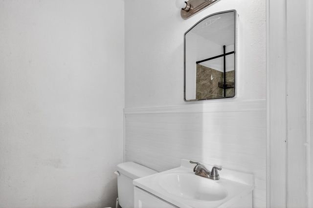 2011 W 16th St, Odessa, TX 79763