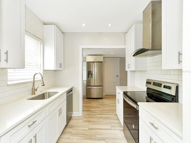 750 ESSEX PLACE, Orlando, FL 32803