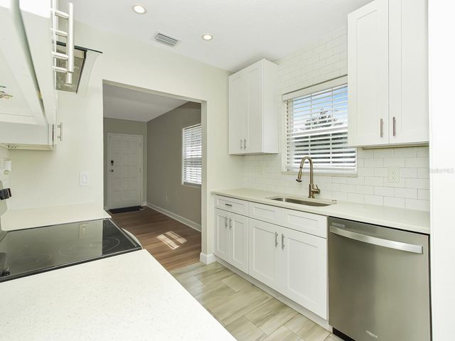 750 ESSEX PLACE, Orlando, FL 32803