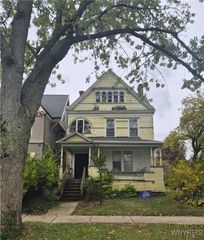 45 Saint Johns Place, Buffalo, NY 14201