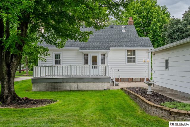 645 E 6th Street, Fremont, NE 68025