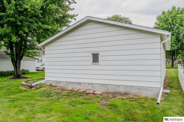 645 E 6th Street, Fremont, NE 68025