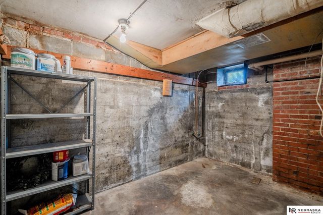 645 E 6th Street, Fremont, NE 68025
