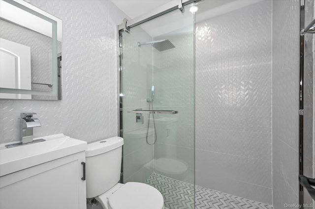 5216 M Avenue, Brooklyn, NY 11234