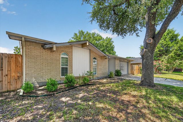 6220 Magnolia Lane, Rowlett, TX 75089