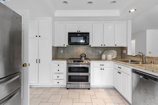 66 Edgegate Ct, Danville, CA 94506