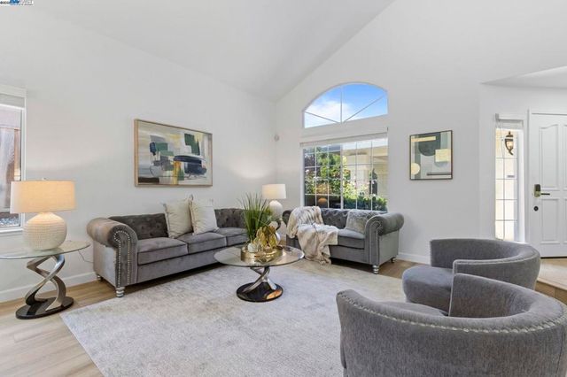 66 Edgegate Ct, Danville, CA 94506