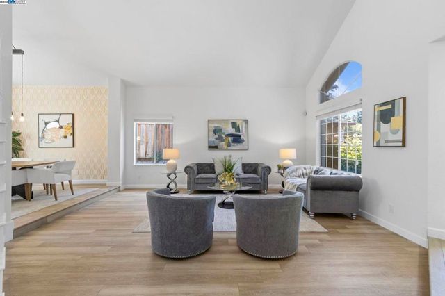 66 Edgegate Ct, Danville, CA 94506