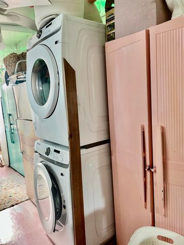 305 NW 50th Court, Pompano Beach, FL 33064