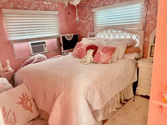 305 NW 50th Court, Pompano Beach, FL 33064