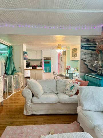 305 NW 50th Court, Pompano Beach, FL 33064