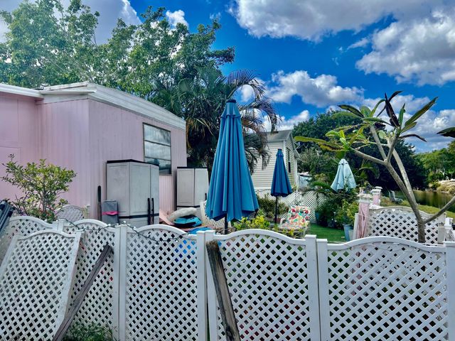 305 NW 50th Court, Pompano Beach, FL 33064