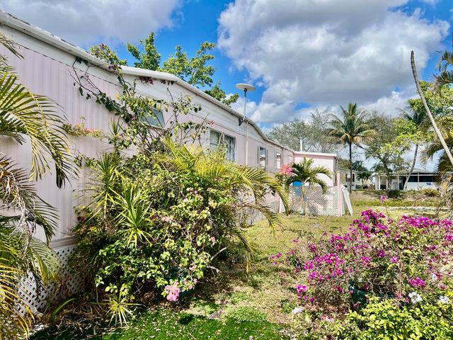 305 NW 50th Court, Pompano Beach, FL 33064