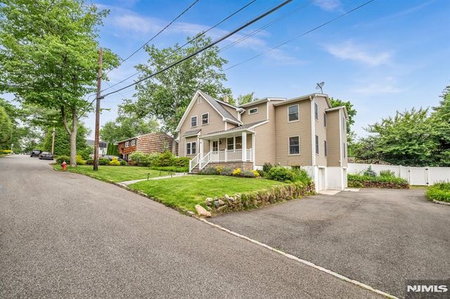 38 Hillside Avenue, Emerson, NJ 07630