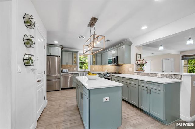 38 Hillside Avenue, Emerson, NJ 07630