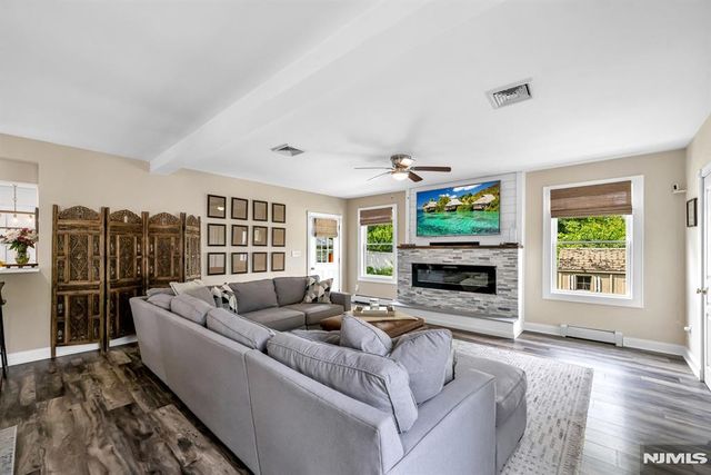 38 Hillside Avenue, Emerson, NJ 07630